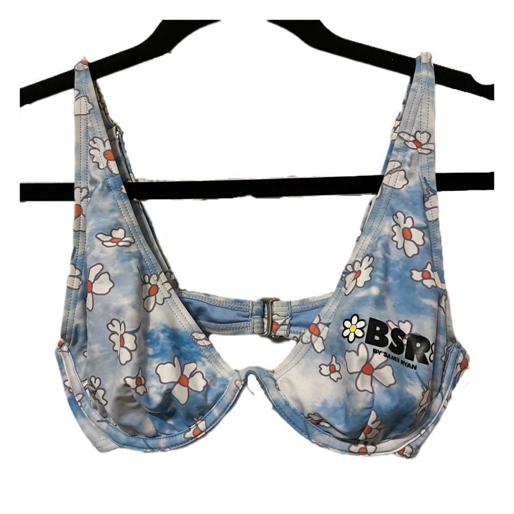 Bikini top L BSR by Samii Ryan blue white daisies floral underwire EUC